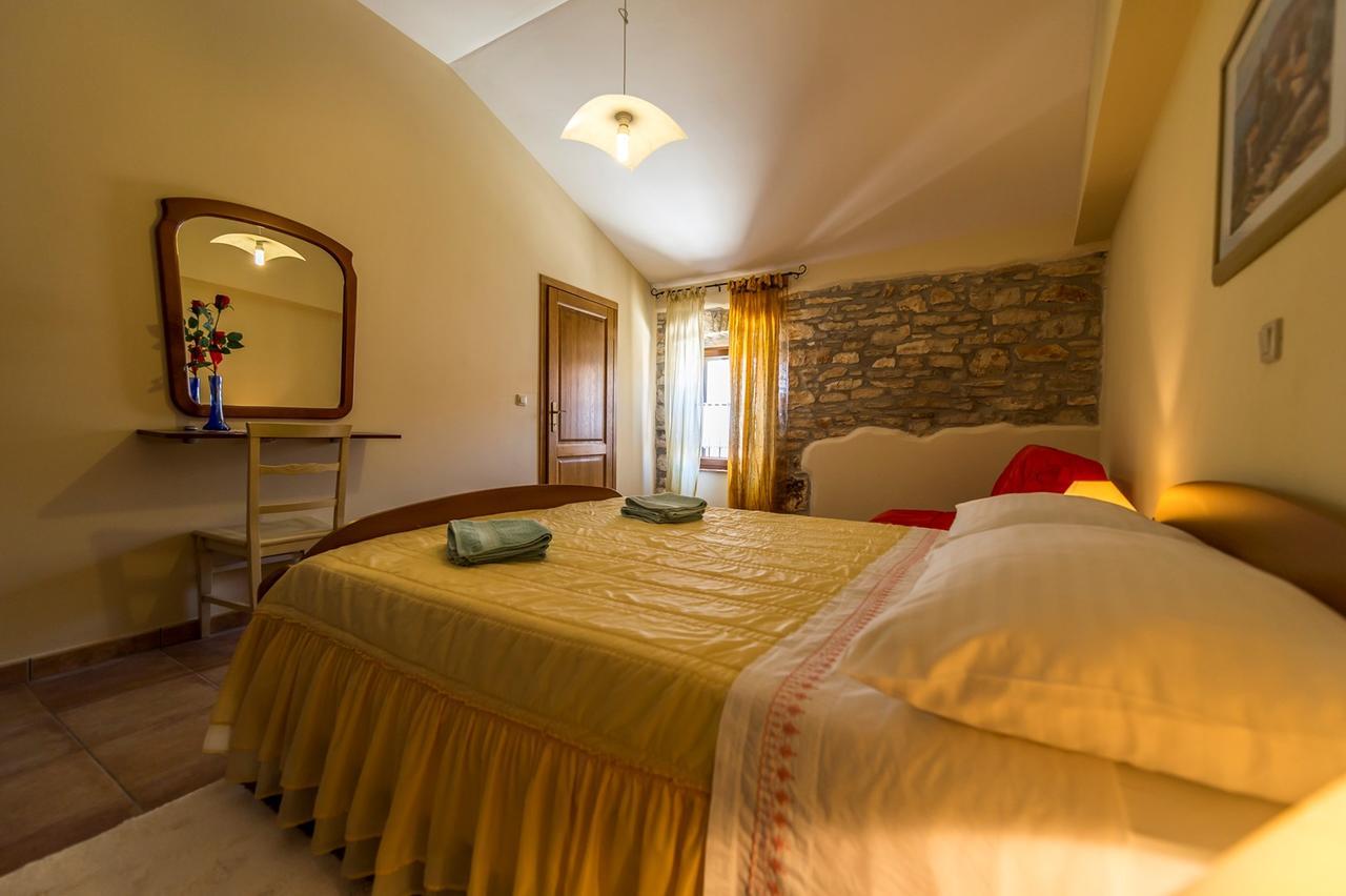 Villa Valtrazza Tar-Vabriga エクステリア 写真